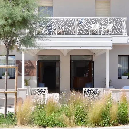 Szálloda What Else 3*