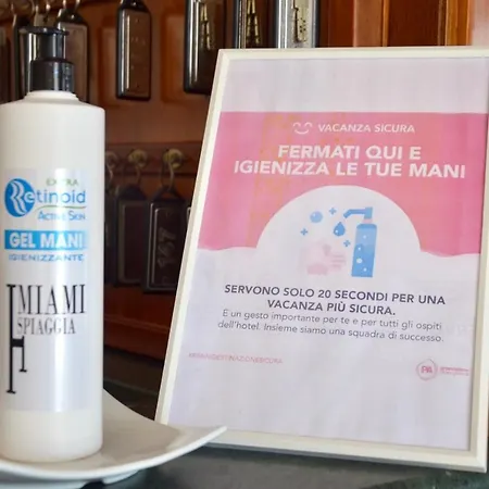 What Else ホテル 3*