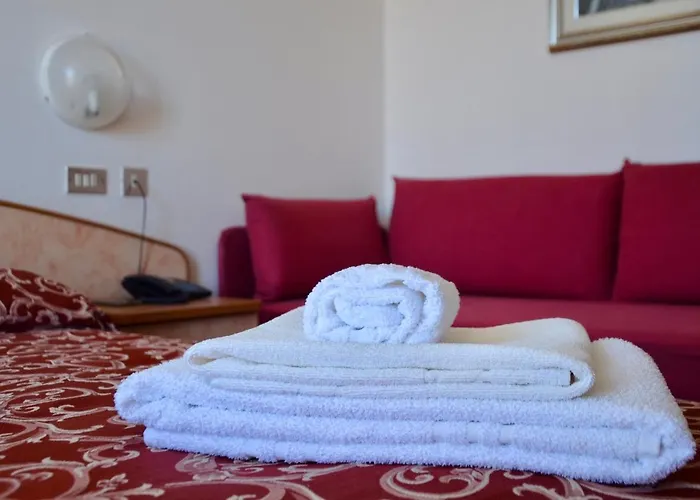 Hotell What Else 3*